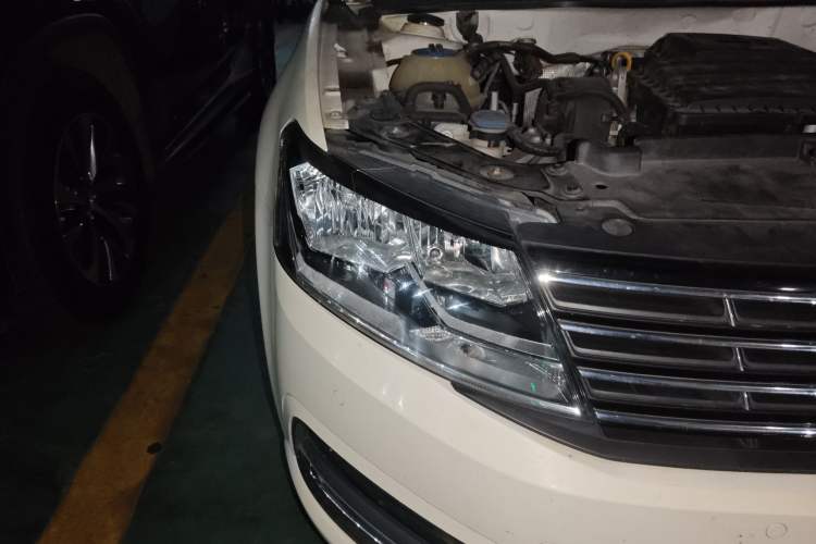 Used Volkswagen Lavida 2017 1.6L Automatic Comfort Edition
