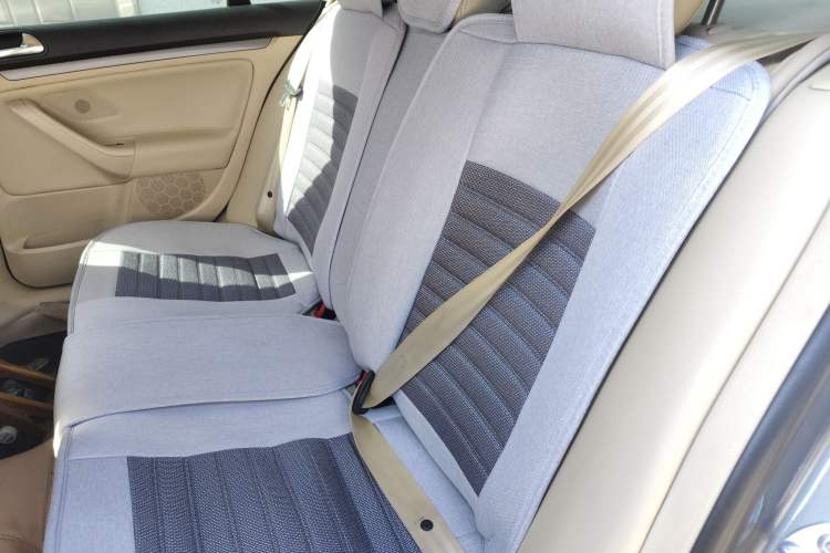 Used Volkswagen Sagitar 2011 1.4 TSI Automatic Tech Model
