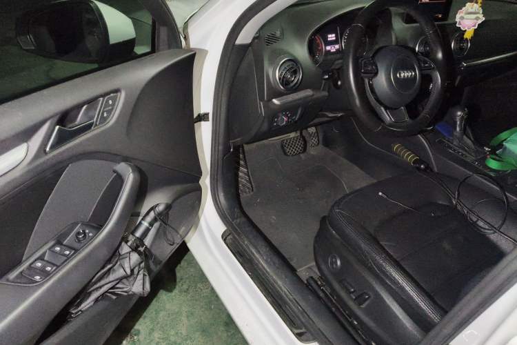 Used Audi A3 2015 Limousine 35 TFSI Millionth Anniversary Intelligent Leading Model