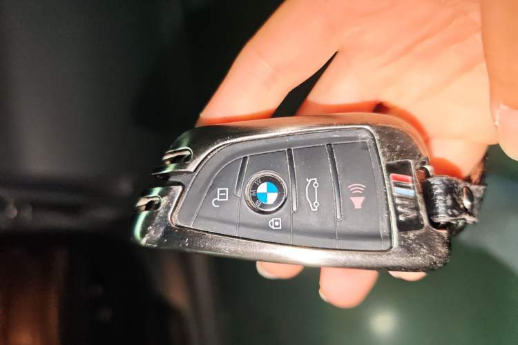 Used BMW 5 Series 2018 Facelifted 530Li Luxury Edition Premium Package
