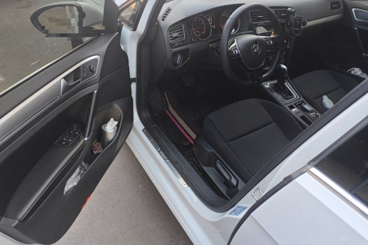 Used Volkswagen Golf 2020 Zhiai Edition 200TSI DSG Comfortable & Ambitious Version