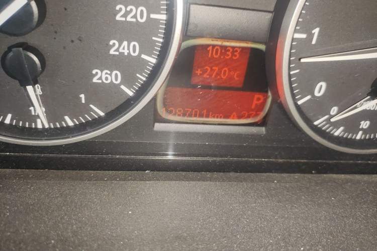 Used BMW 3 Series 2010 320i Luxury Edition
