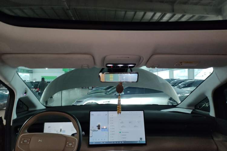 Used XPeng X9 2024 702 Ultra-Long Range Pro
