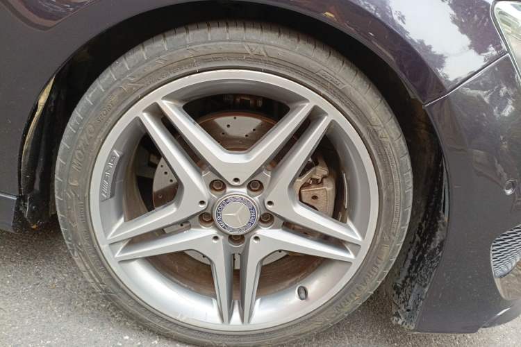 Used Mercedes-Benz CLA 2016 CLA 220 4MATIC Right Front Wheel Hub