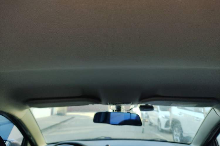 Used Peugeot 301 2014 1.6L Manual Comfort Edition