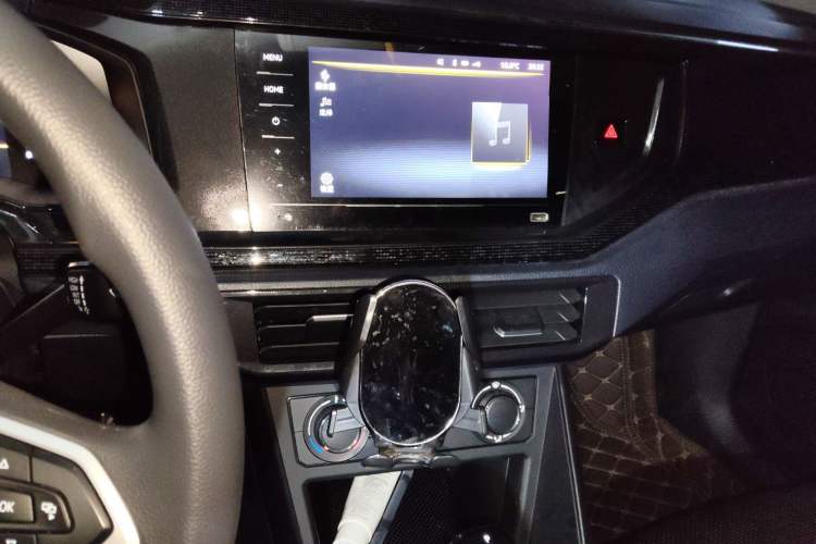 Used Volkswagen Lavida 2025 New Sharp 1.5L Outstanding New Edition Audio And AC Panel