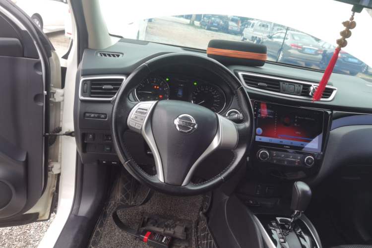 Used Nissan Qashqai 2016 2.0L CVT Luxury Edition