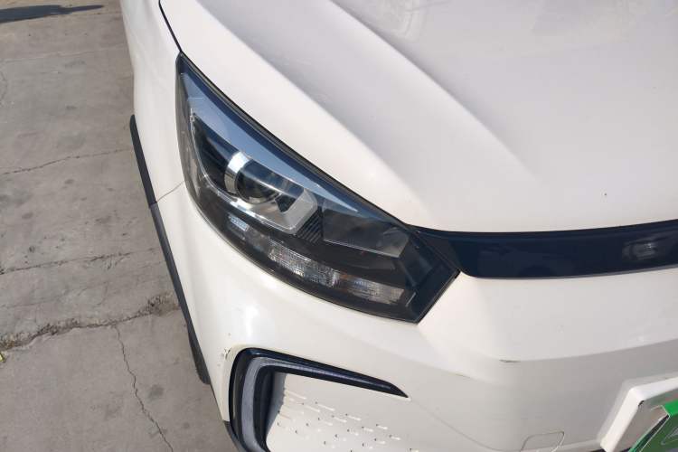 Used BAIC New Energy EC5 2019 New Style Edition Right Front Headlight