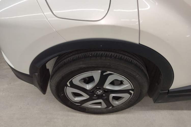 Used Toyota C-HR EV 2020 Deluxe Sunroof Edition