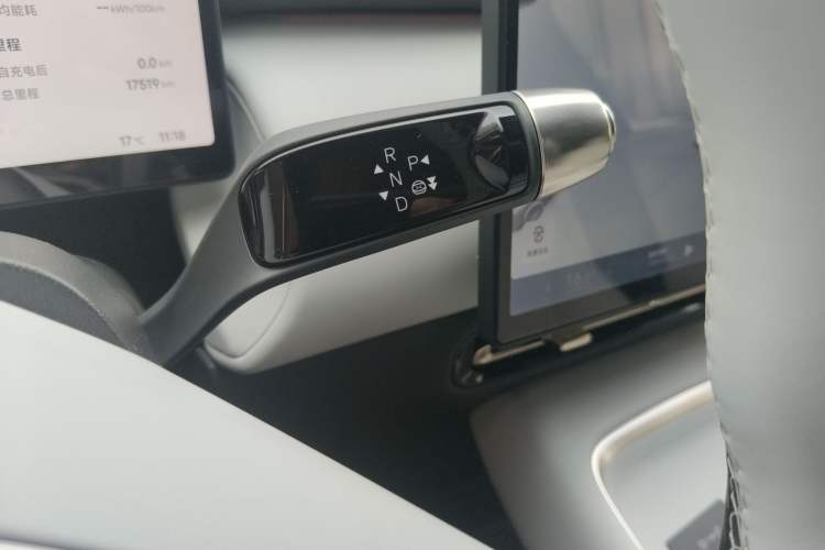 Used XPeng P7+ 2024 Ultra-Long Range Max Gear Lever