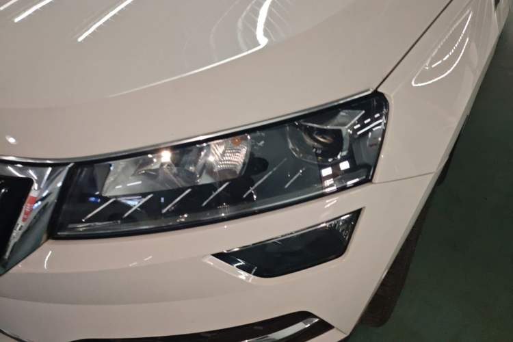 Used Skoda Karoq 2021 TSI280 Luxury Edition Left Front Headlight