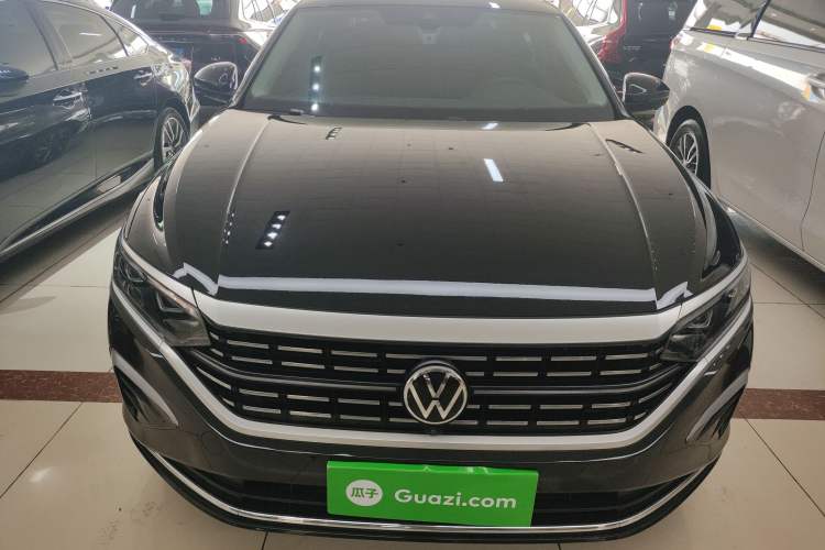 Used Volkswagen Passat 2023 Facelift 330TSI Luxury Edition