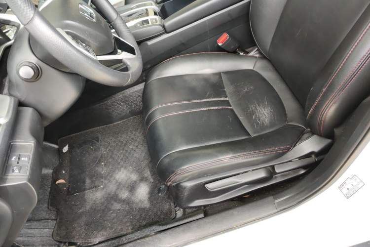 Used Honda Civic 2019 220TURBO CVT Dynamic Edition China VI Emission Standard Left Front Seat