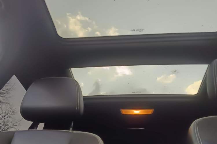 Used Mercedes-Benz GLK-Class 2015 GLK 260 4MATIC Fashion Edition Ultimate Version