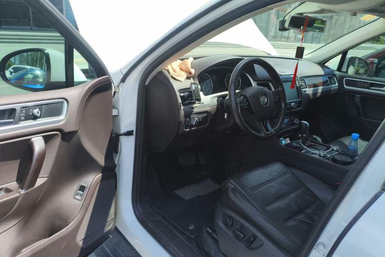 Used Volkswagen Touareg 2016 3.0 TSI High-End Version Driver Seat