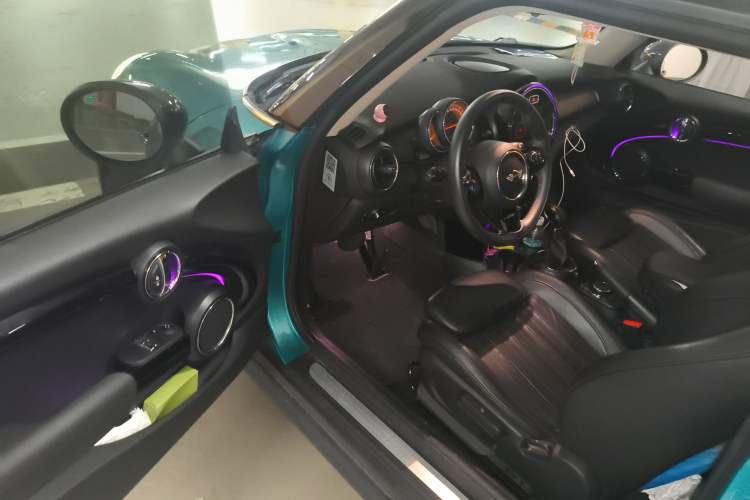 Used MINI 2017 1.5T COOPER Caribbean Blue Limited Edition