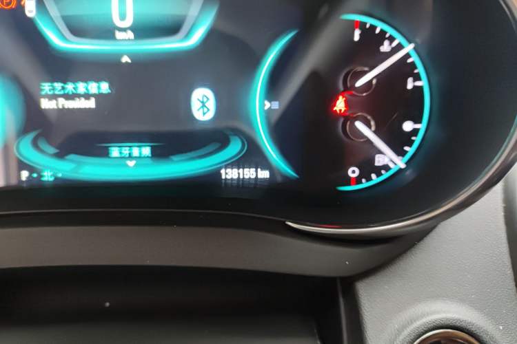 Used Buick LaCrosse 2013 2.4L SIDI Luxury Comfort Edition Odometer Close Up