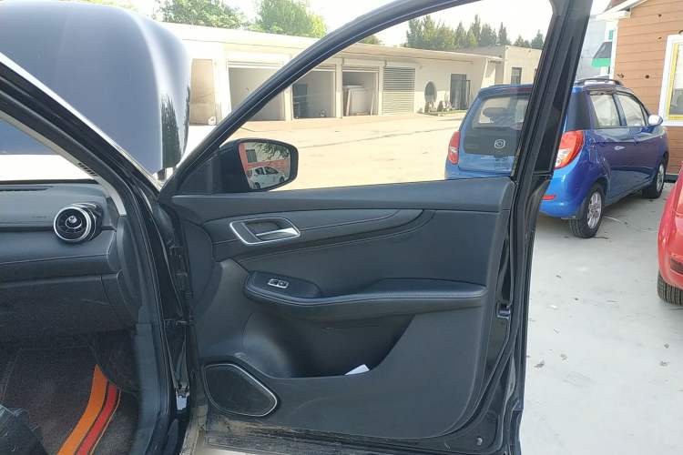 Used MG HS 2019 20T Automatic Two-Wheel Drive Luxury Edition China VI Standard