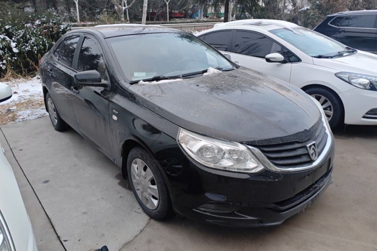 Used Baojun 630 2014 1.5L manual standard version
