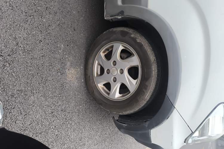 Used FAW Senya S80 2014 1.3L Manual 5-Seater Classic Edition Right Front Wheel Hub