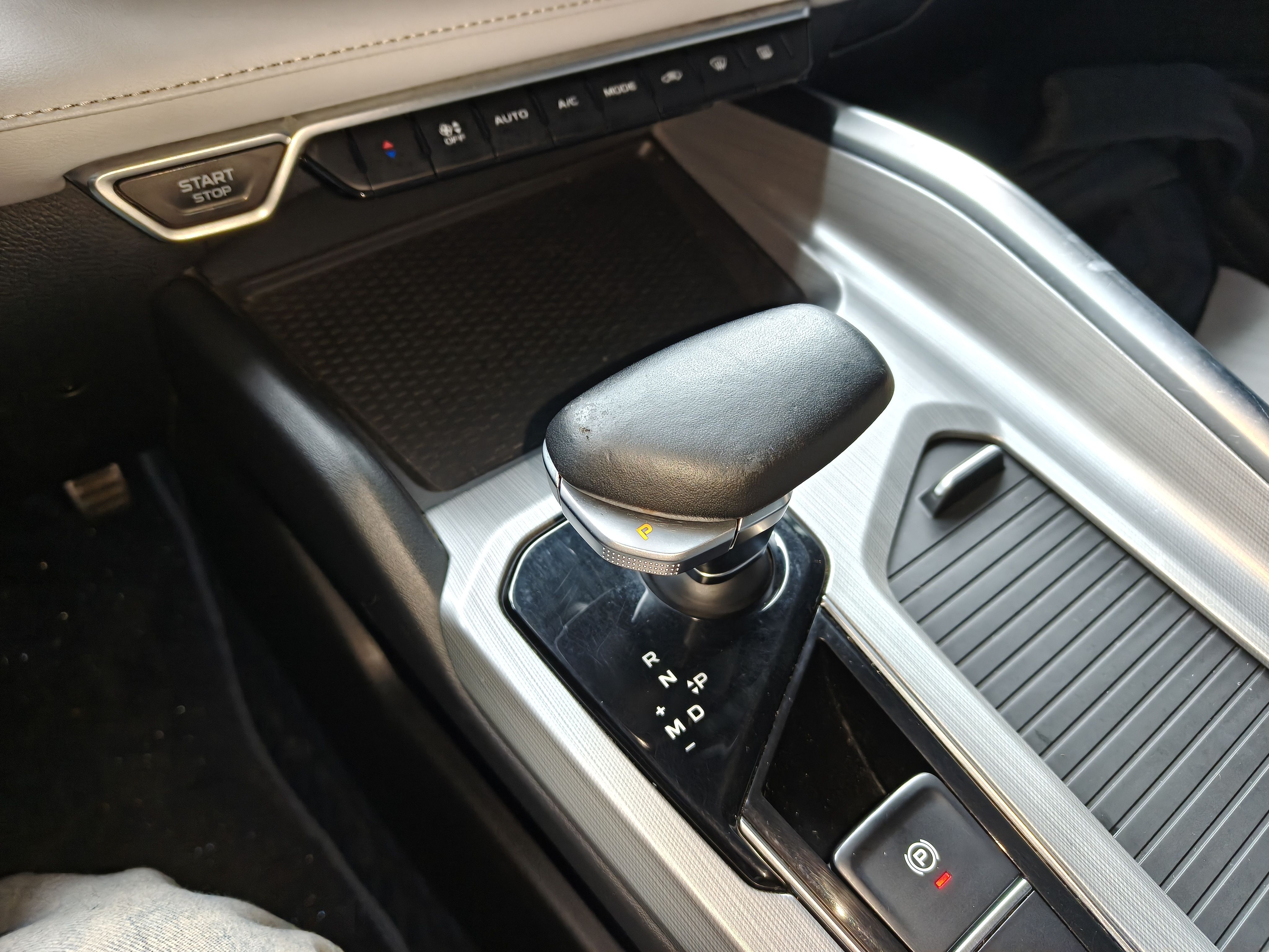 Geely Auto Preface 2021 Revised Version 2.0TD Luxury Edition — снимка 16