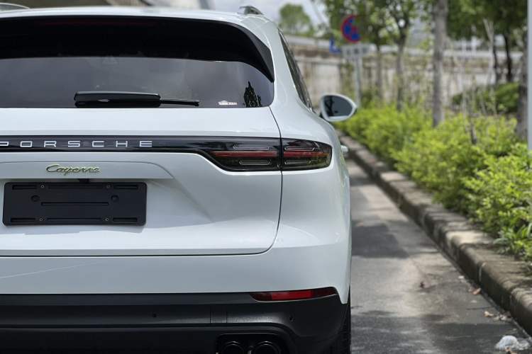 Used Porsche Cayenne E-Hybrid 2021 Cayenne E-Hybrid 2.0T