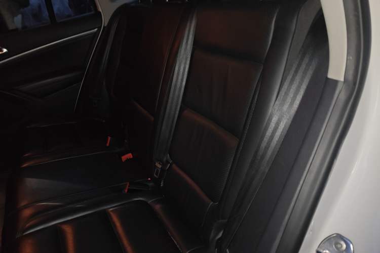 Used Volkswagen Tiguan 2015 1.8TSI Automatic Two-Wheel Drive Luxury Model Left Rear Seat