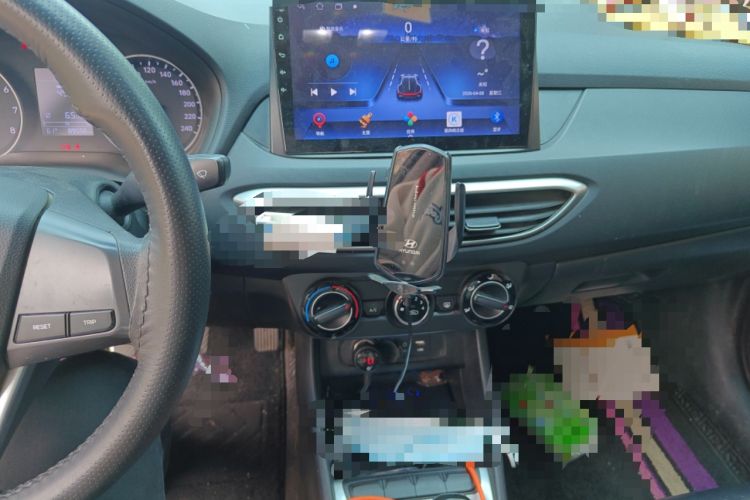 Used Hyundai Celesta 2017 1.6L Manual GL Delight Edition Audio And AC Panel