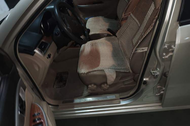 Used Buick Excelle 2011 1.6 LE-MT
