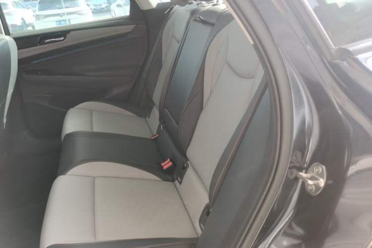 Used Volkswagen ID.7 VIZZION 2024 AIR model
