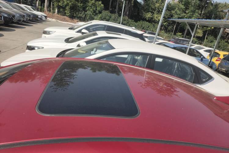 Used Hyundai Elantra (6th Generation / Lingdong) 2016 1.6L Automatic ZhiXuan – Elite Version