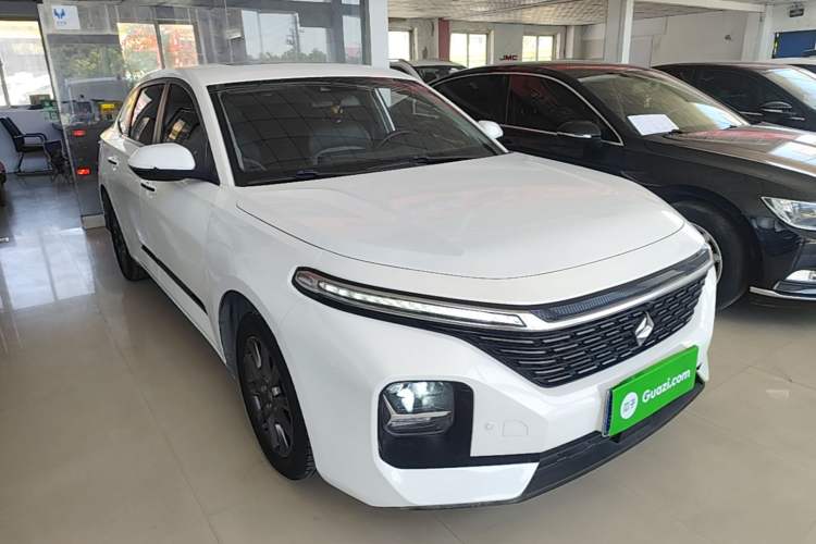 Used Baojun RC-5 2020 1.5L Manual Zhiyao Elite Edition Front Right 45 Deg