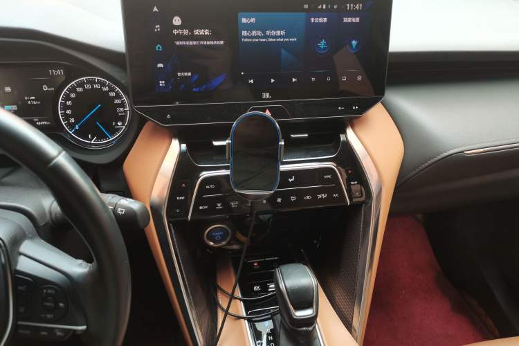 Used Toyota Venza 2022 Dual-Engine 2.5L CVT Two-Wheel Drive Prestige Edition