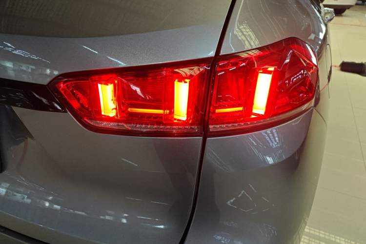 Used Wey VV7 2017 2.0T Flagship Model
