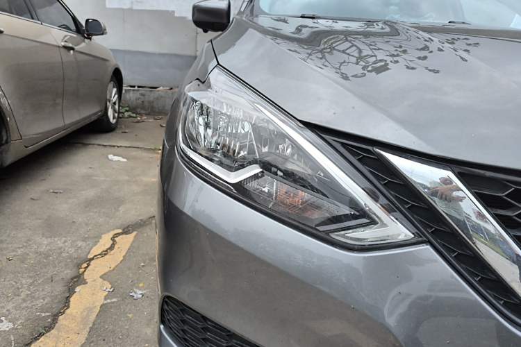 Used Nissan Sylphy 2024 Facelifted Three Classic 1.6XE CVT Comfort Edition Right Front Headlight