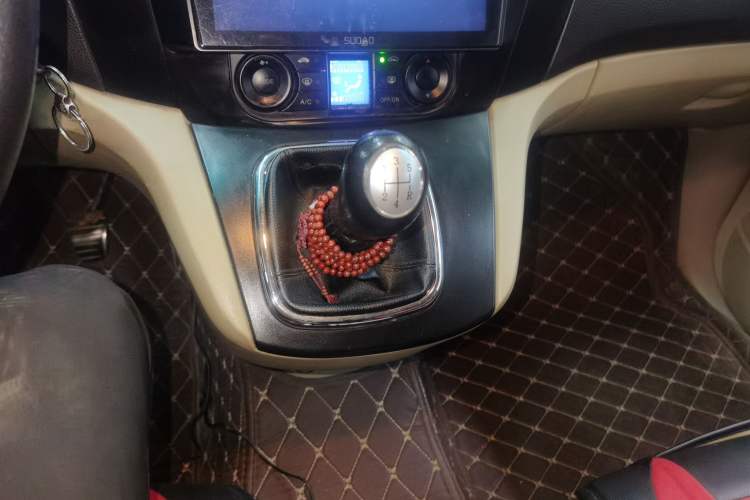 Used FORTHING Joyear SUV 2012 1.6L Luxury Model
