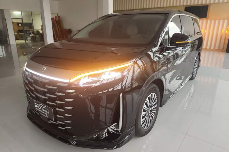 Used BYD Xia 2025 DM-i 1.5T 180km Beyond Edition