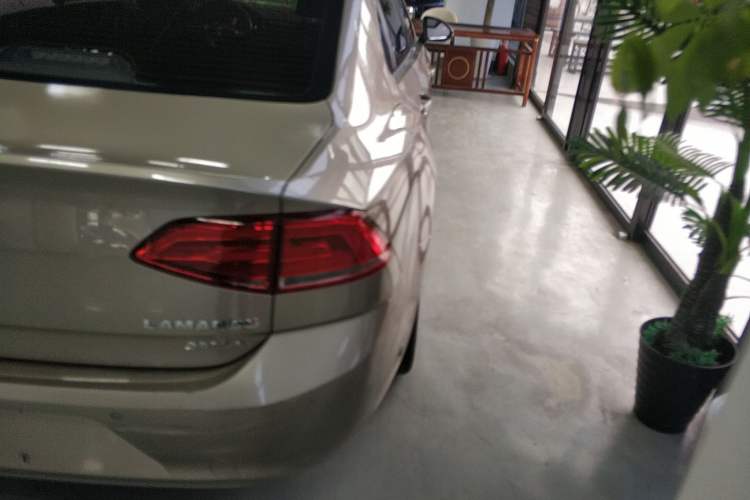 Used Volkswagen Lamando 2018 280TSI DSG Comfort Edition