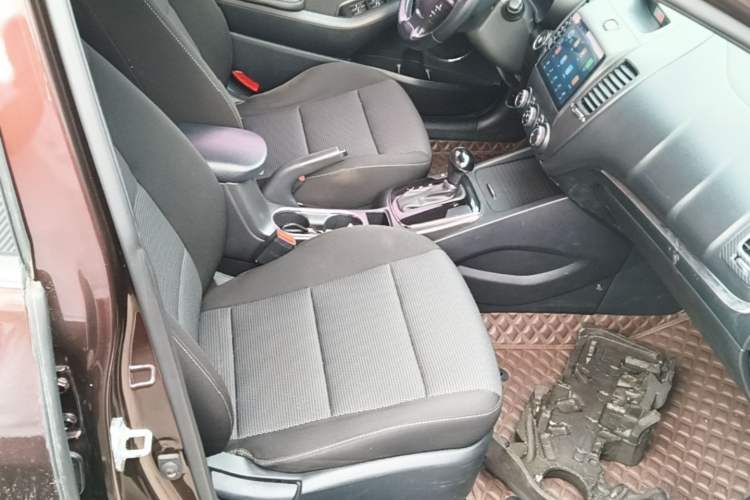 Used Kia K3 2016 1.6L Automatic GLS
