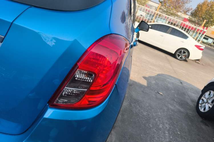 Used Buick Encore 2018 18T Automatic Two-Wheel Drive Urban Leading Model