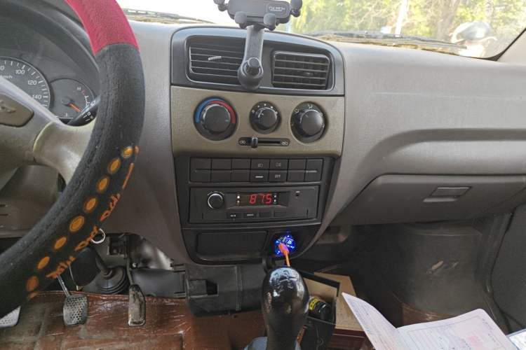 Used CHANGAN KUAYUE V3 2017 1.2L Box-Type Truck DK12-10