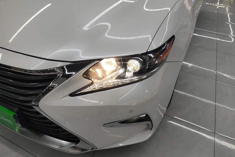 Used Lexus ES 2015 200 Comfort Edition Left Front Headlight
