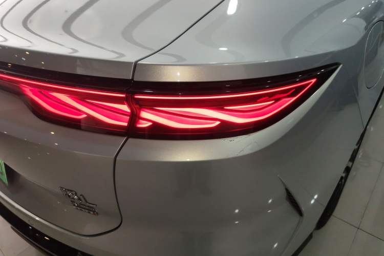 Used BYD Han L 2025 EV Four-Wheel Drive LiDAR Flagship Model