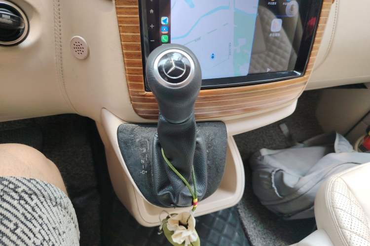 Used Mercedes-Benz Viano 2015 3.0L Partner Edition