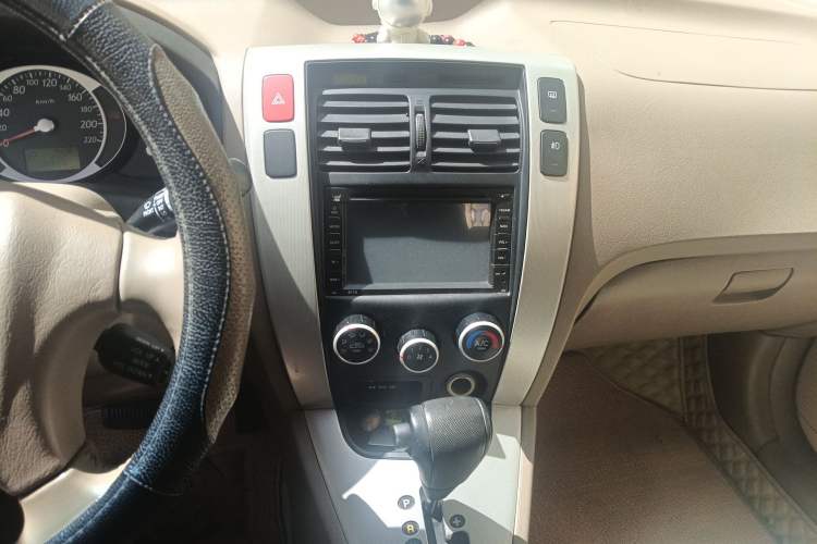 Used Hyundai Tucson 2013 2.0L Automatic Two-Wheel Drive Comfort Version
