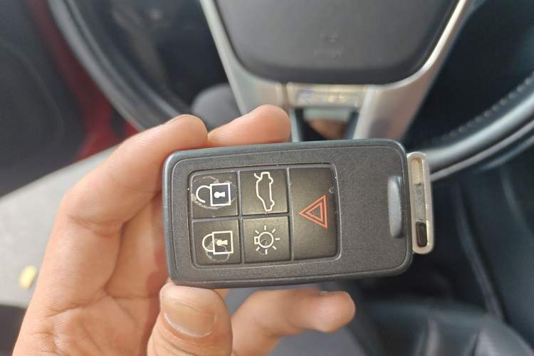 Used Volvo V60 2012 T6 AWD Sport Edition
