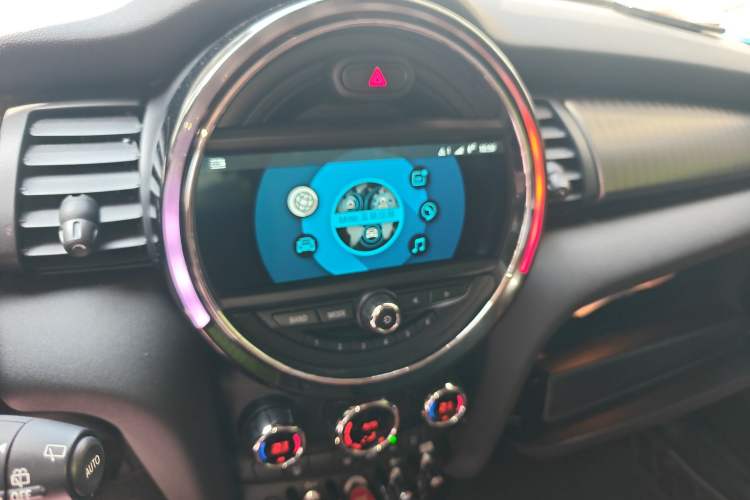 Used MINI 2018 2.0T COOPER S Artist