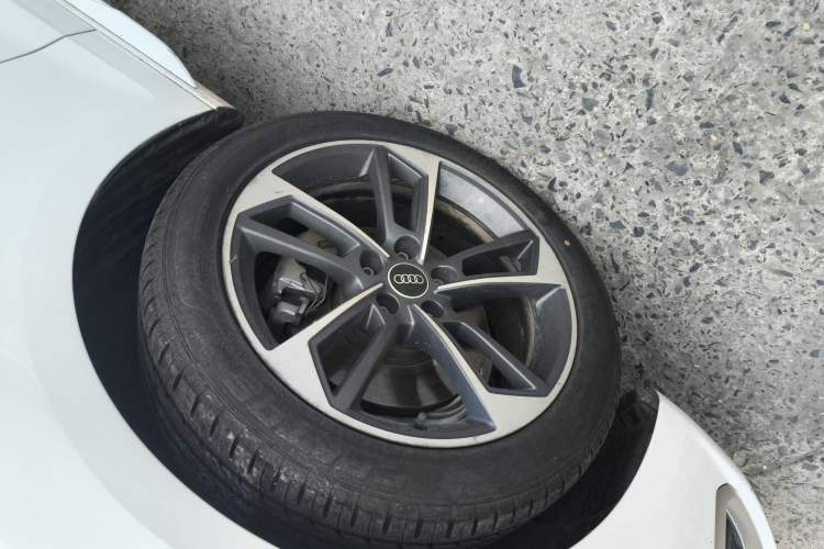 Used Audi A4L 2024 40 TFSI Fashion Dynamic Model