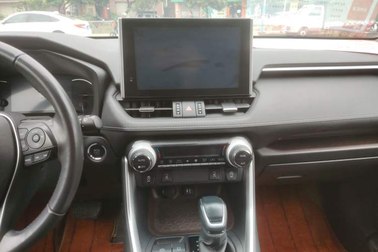 Used Toyota RAV4 2021 2.0L CVT Two-Wheel Drive Prestige Edition