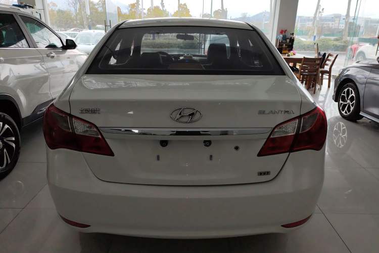 Used Hyundai Celesta 2015 1.6L Manual Comfort Model
